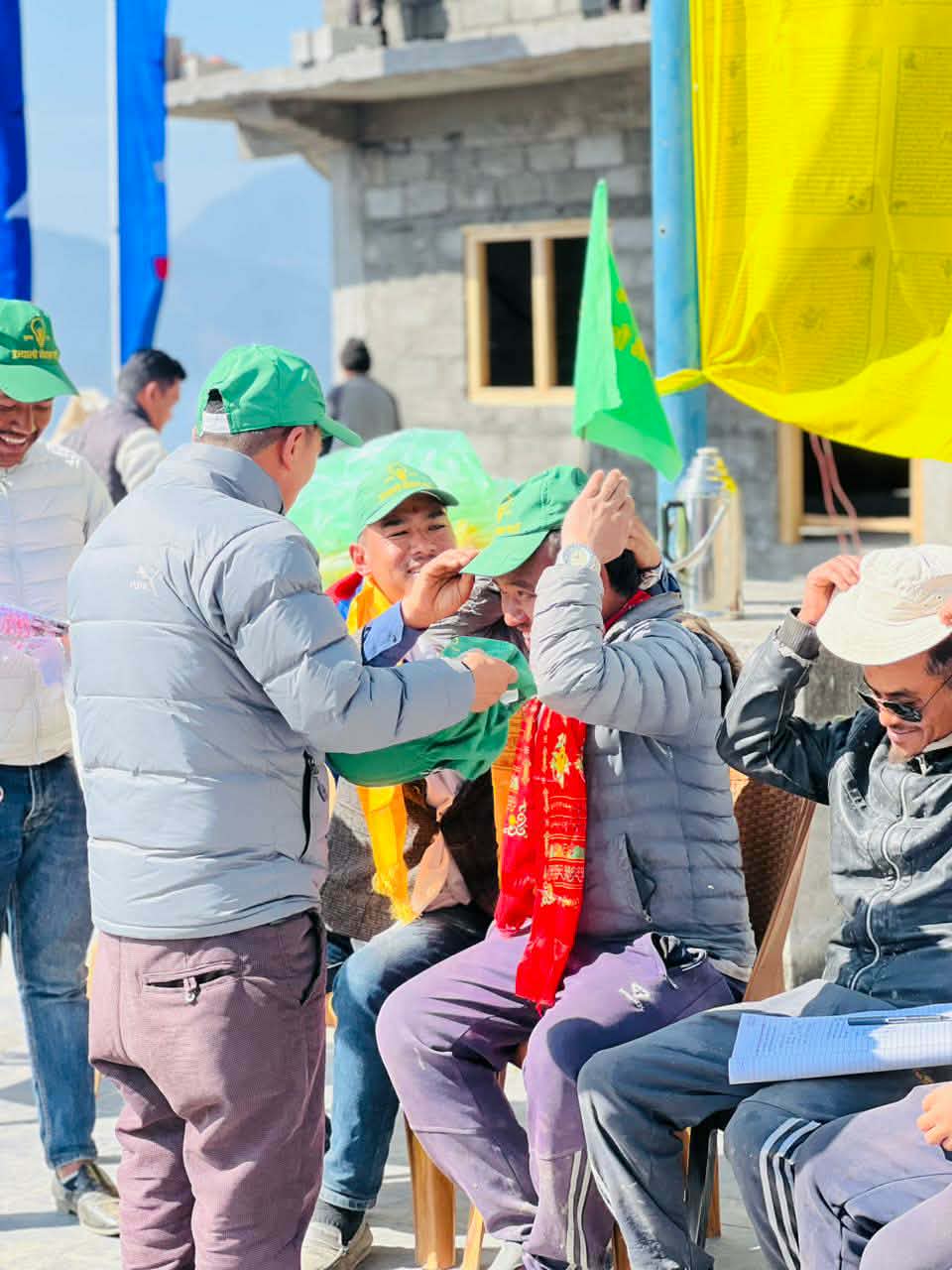 उज्यालो नेपाल सिन्धुपाल्चोक -२ का उमेद्वार  तामाङको  घरदैलो अभियान सुरु