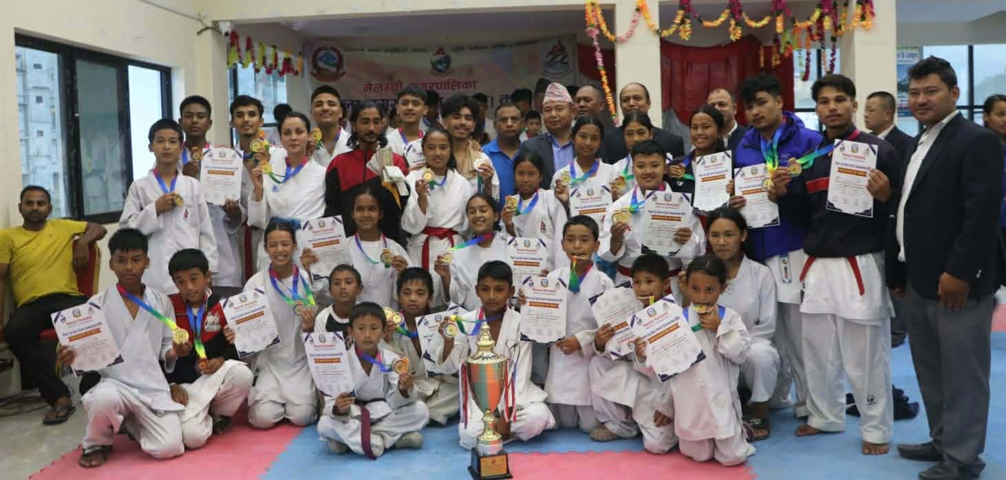 दोस्रो मेयर कप करातेको उपाधि चौताराको हातमा